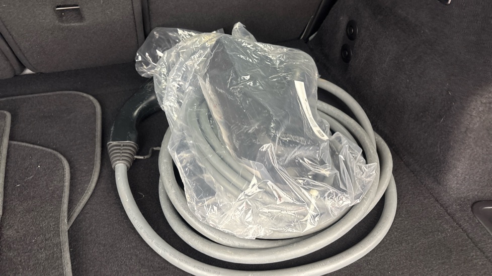 BMW iX1 Image 22