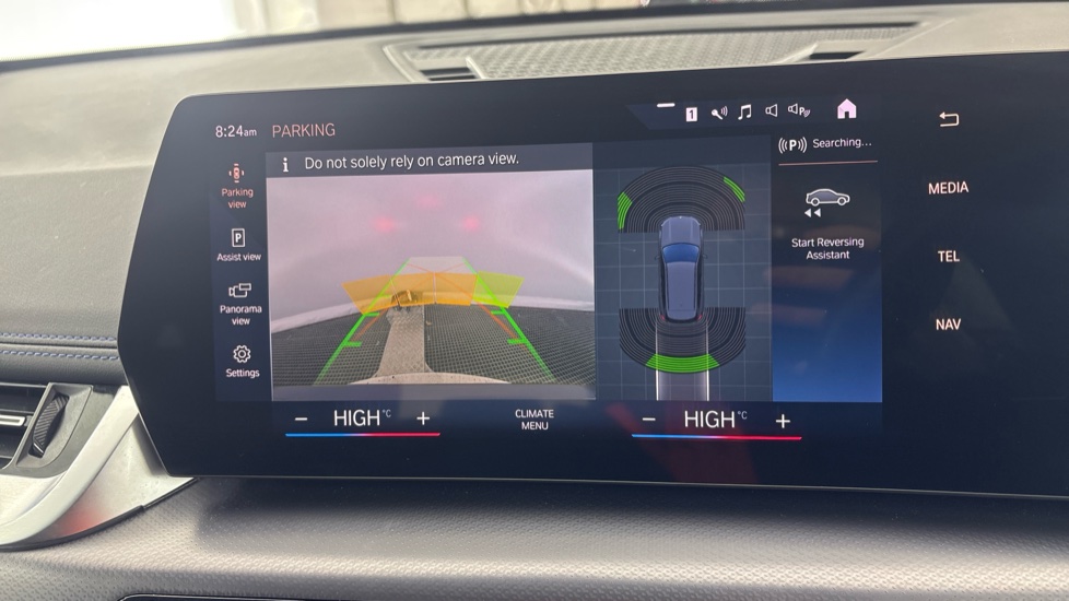 BMW iX1 reverse camera