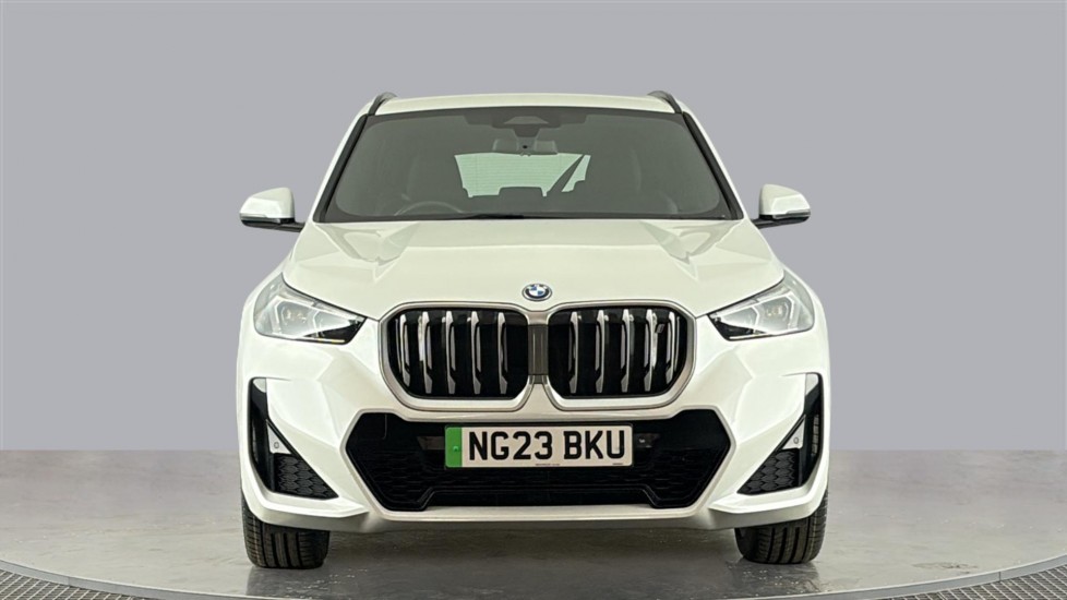 BMW iX1 Image 8