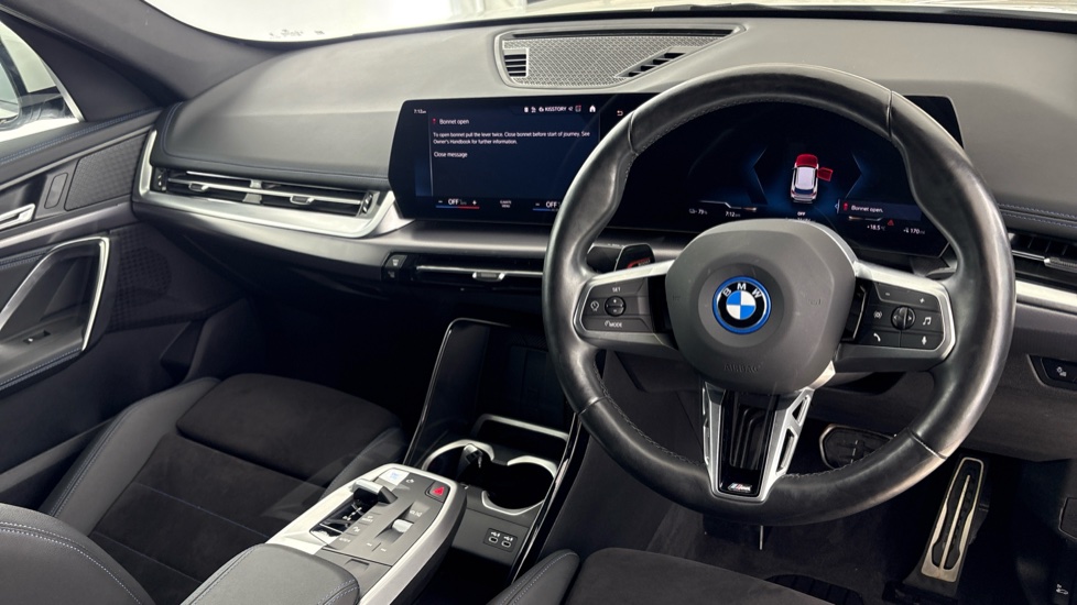 BMW iX1 Image 9
