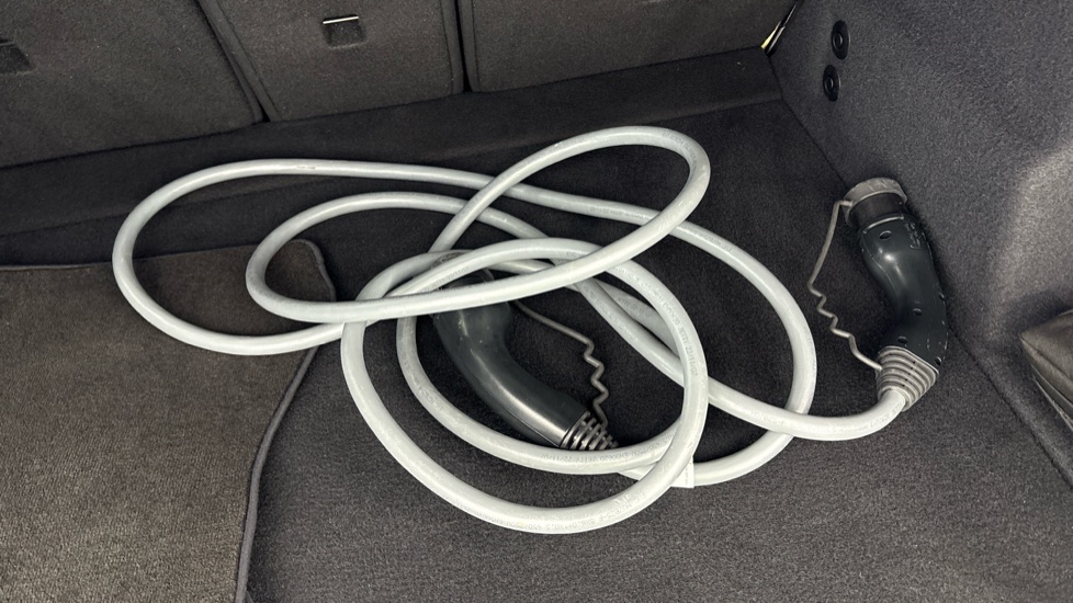 BMW iX1 Image 22