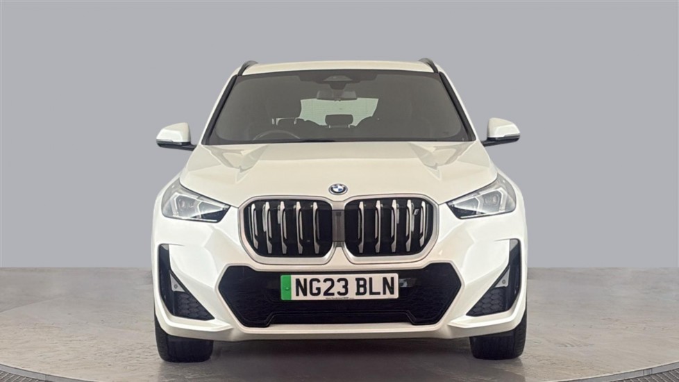 BMW iX1 Image 8
