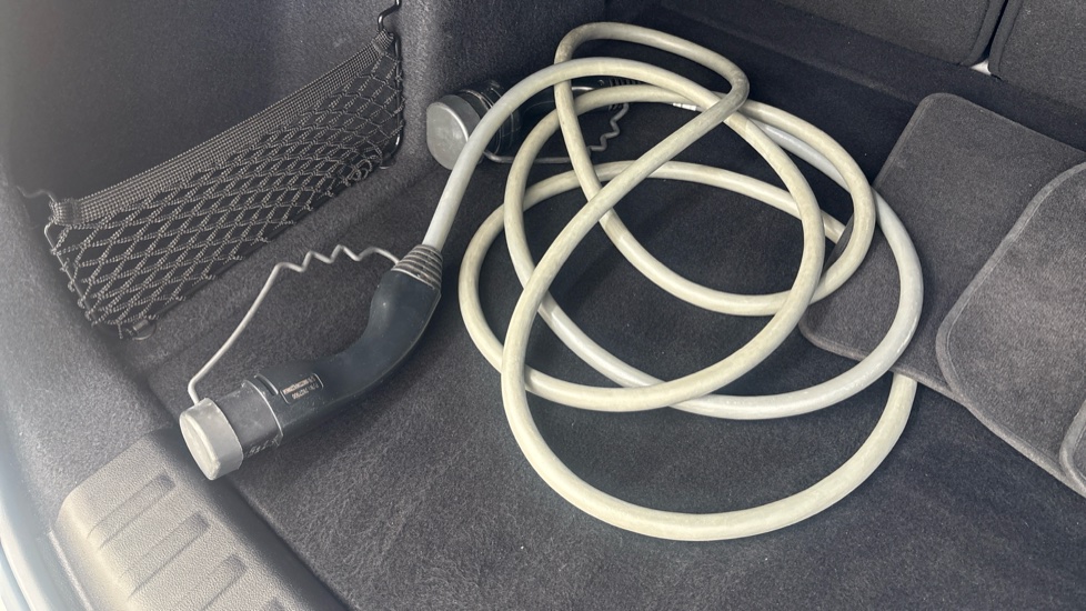 BMW iX1 Image 22