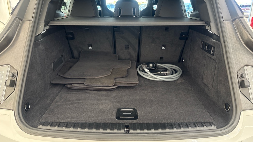 BMW iX ESTATE 240kW xDrive40 M Sport 76.6kWh 5dr Auto