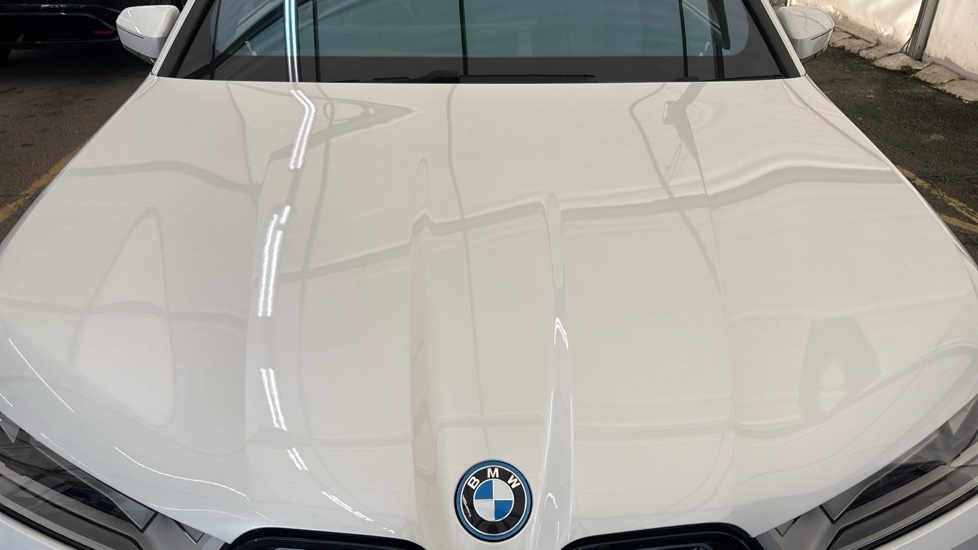 BMW iX ESTATE 240kW xDrive40 M Sport 76.6kWh 5dr Auto