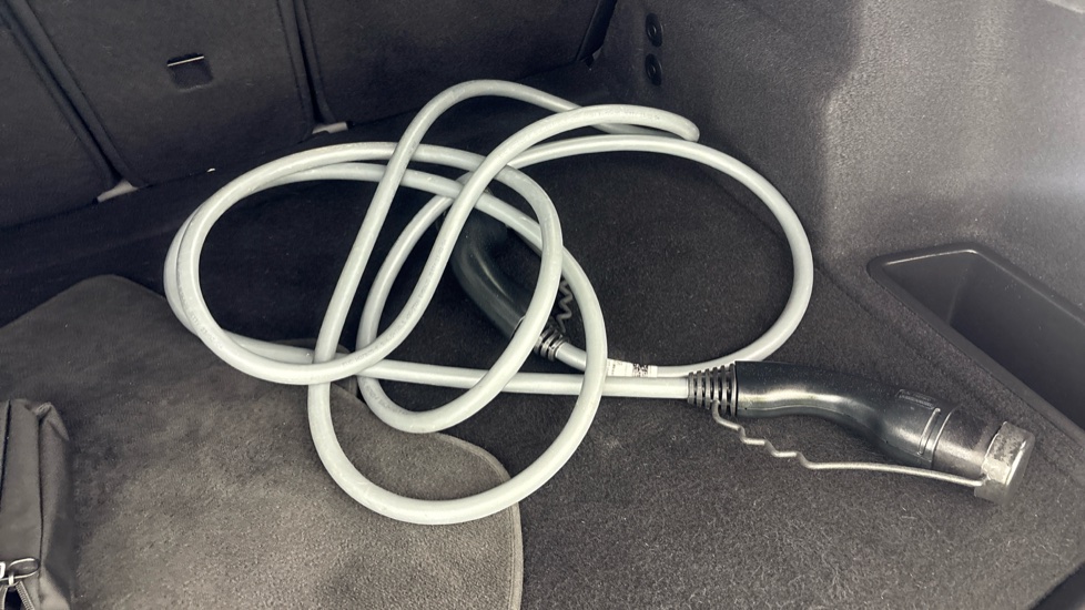 BMW iX1 Image 22