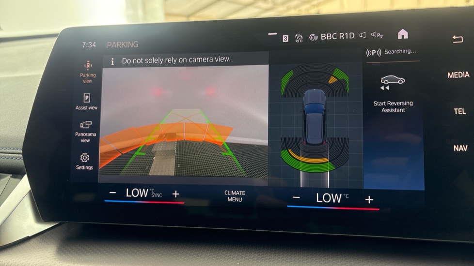 BMW iX1 reverse camera