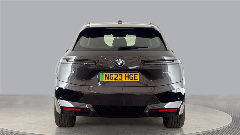 BMW iX Image 4