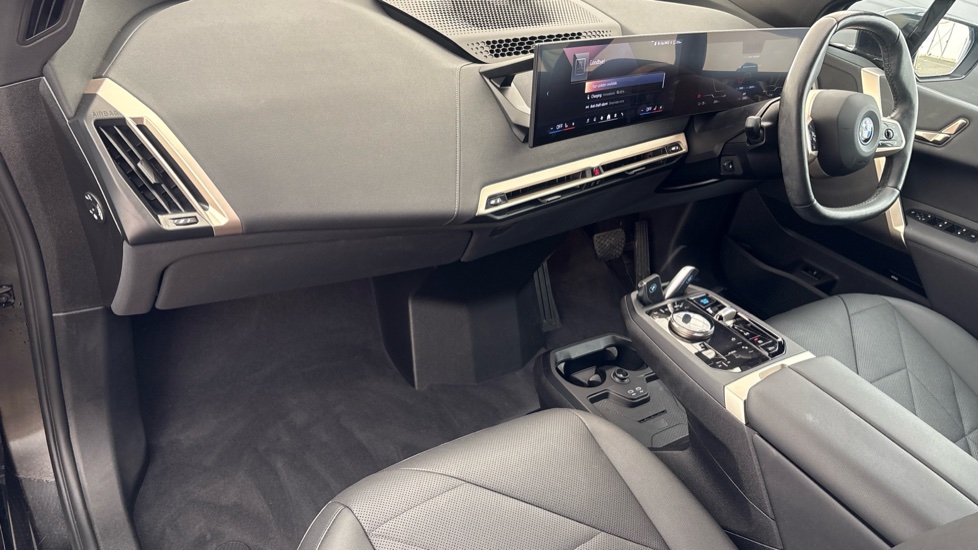 BMW iX ESTATE 240kW xDrive40 M Sport 76.6kWh 5dr Auto