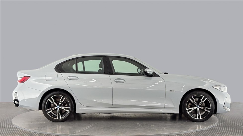 BMW 3 SERIES Image 6