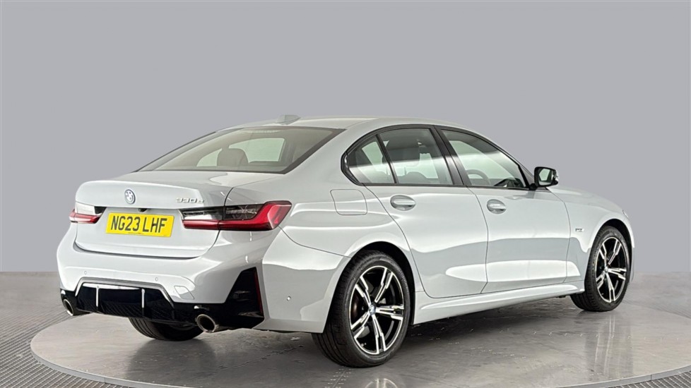 BMW 3 SERIES Image 5