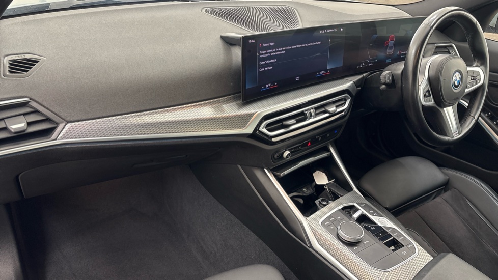 BMW 3 SERIES Image 10