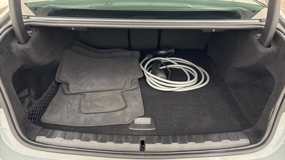 BMW 3 SERIES Image 15