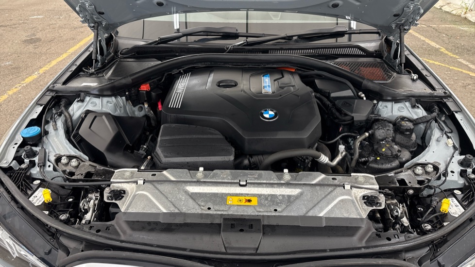 BMW 3 SERIES Image 16