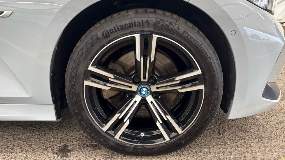 BMW 3 SERIES Image 20
