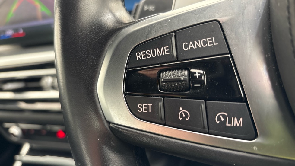 BMW 3 SERIES cruise control