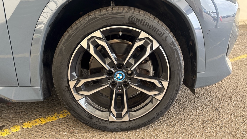 BMW iX1 ELECTRIC ESTATE 230kW xDrive30 M Sport 65kWh 5dr Auto [22kWCh]