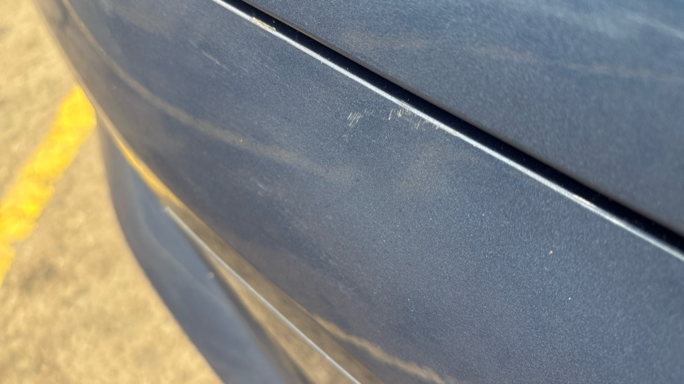BMW iX scratches and chips