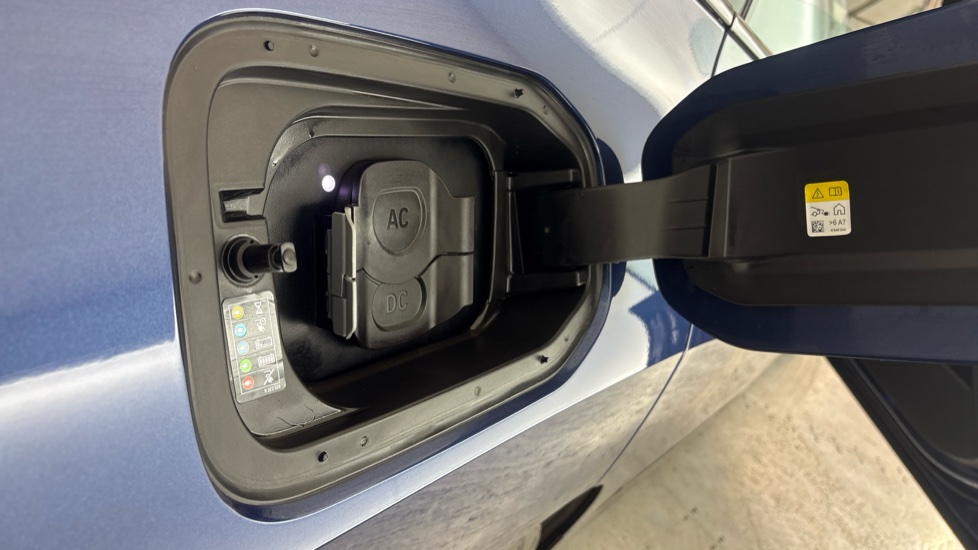 BMW iX Image 21