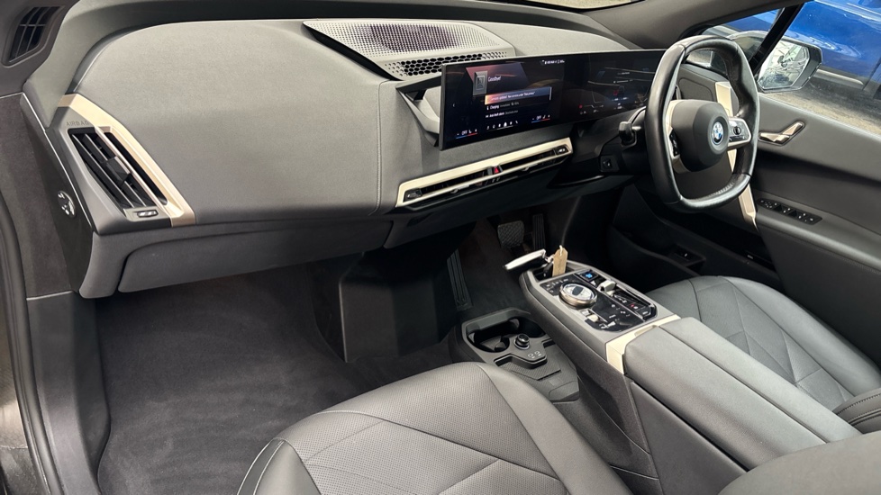 BMW iX ESTATE 240kW xDrive40 M Sport 76.6kWh 5dr Auto