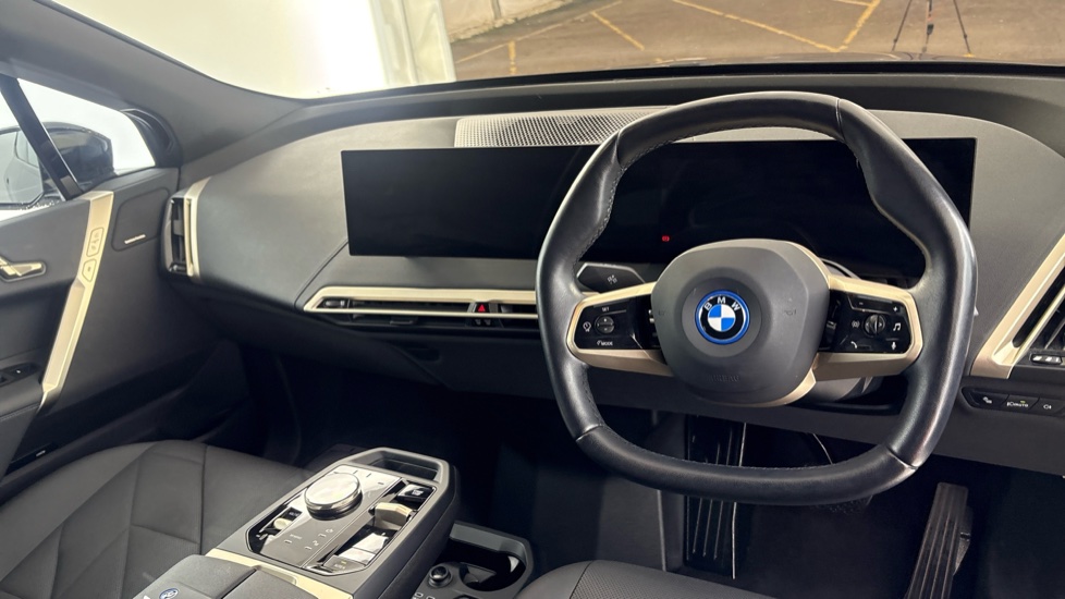 BMW iX ESTATE 240kW xDrive40 M Sport 76.6kWh 5dr Auto