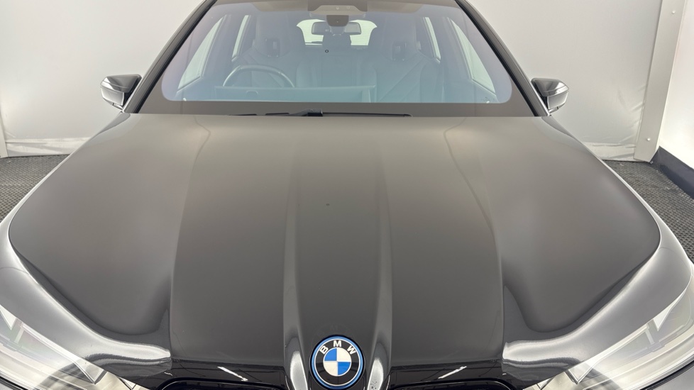 BMW iX ESTATE 240kW xDrive40 M Sport 76.6kWh 5dr Auto