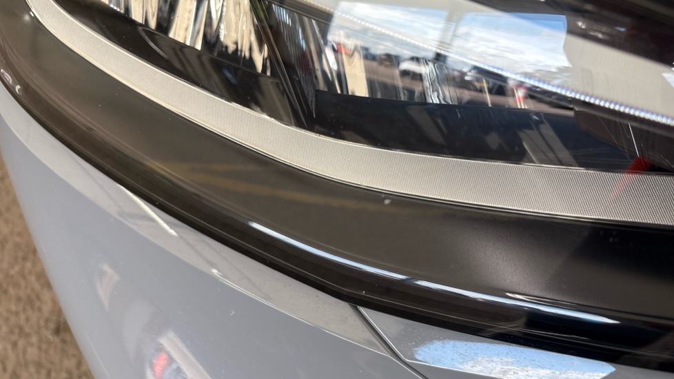VOLKSWAGEN ID.4 ESTATE 150kW Life Pro Perform 77kWh 5dr Auto [135kW Ch]