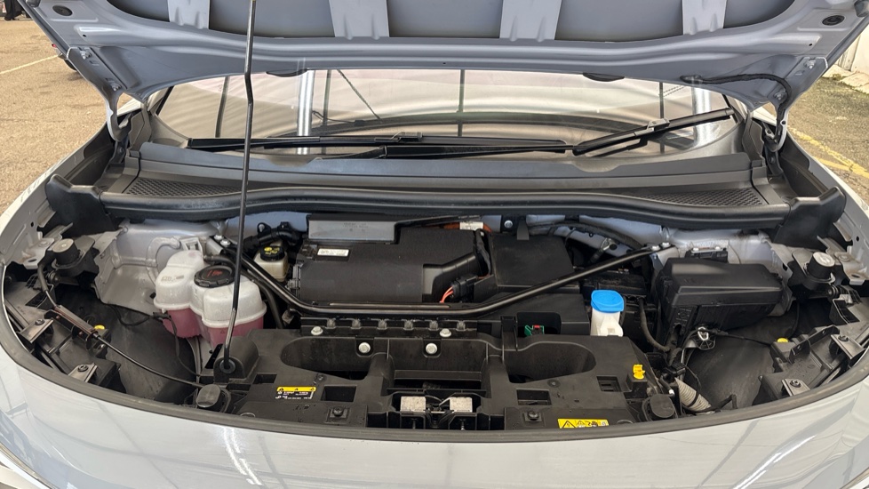 VOLKSWAGEN ID.4 ESTATE 150kW Life Pro Perform 77kWh 5dr Auto [135kW Ch]