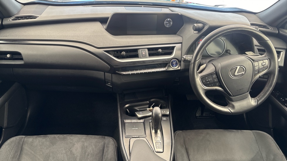 LEXUS UX Image 11