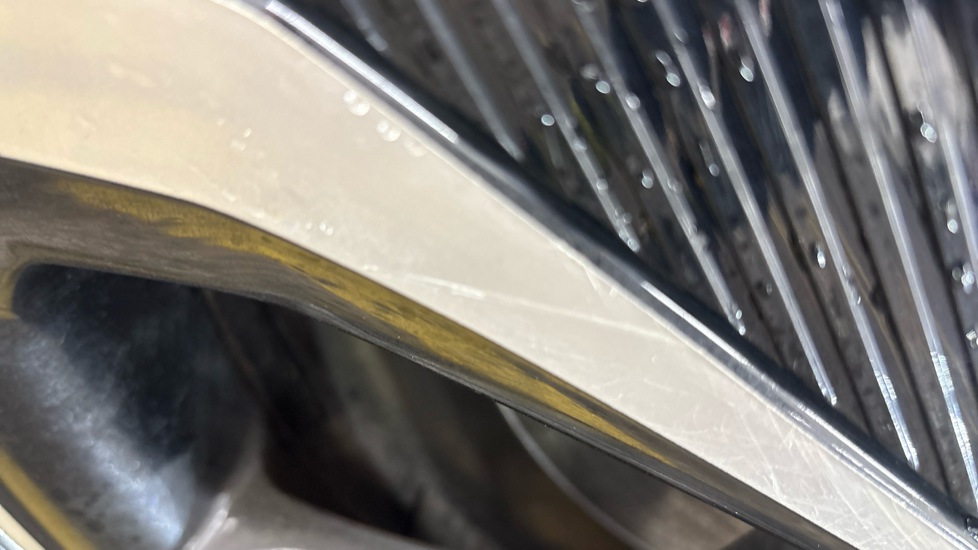 KIA EV6 scratches