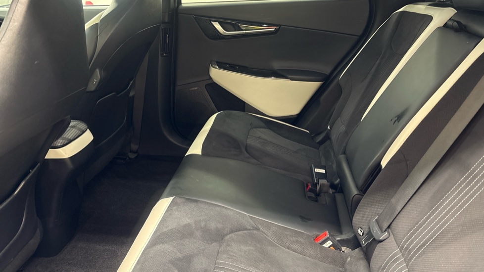 KIA EV6 Image 14