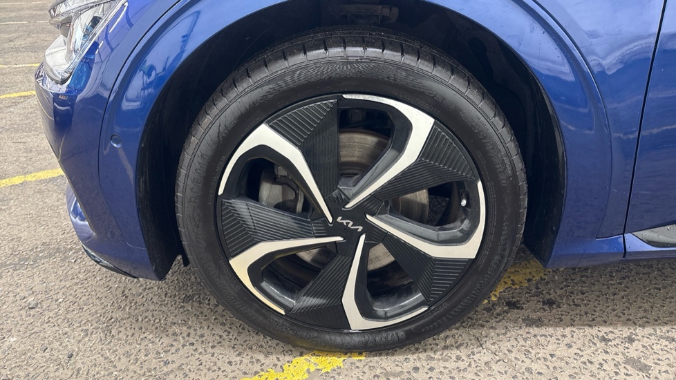KIA EV6 Image 17