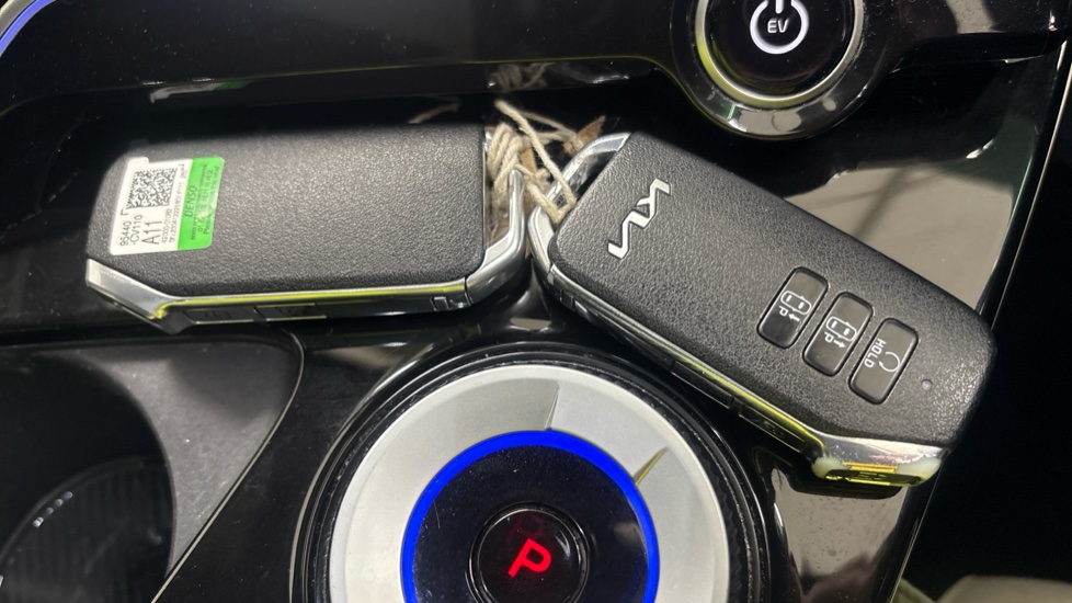 KIA EV6 2 keys