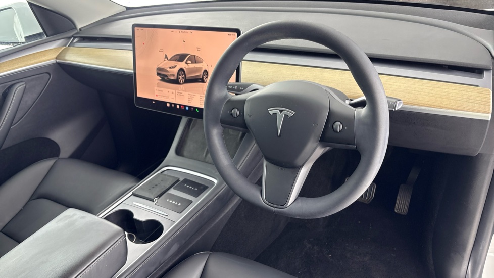 TESLA MODEL Y HATCHBACK Long Range AWD 5dr Auto