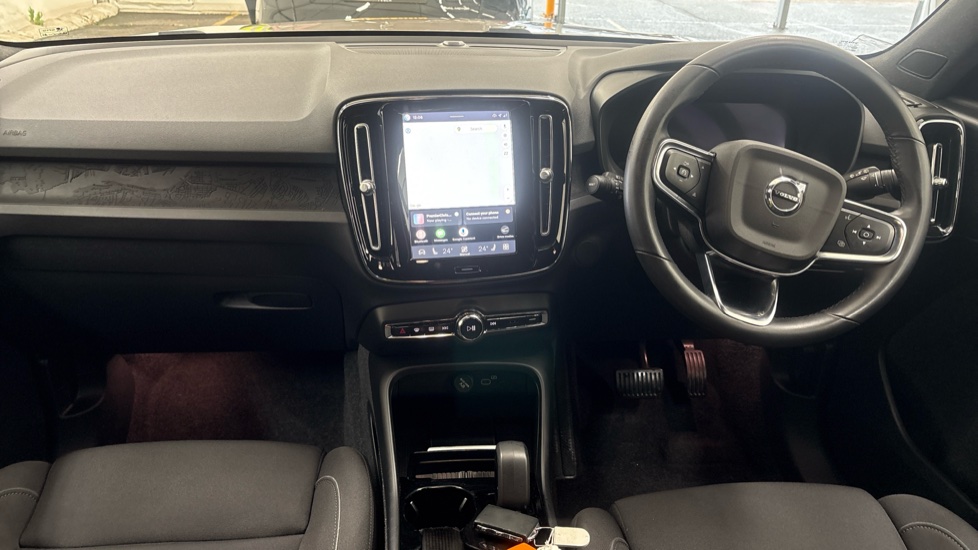 VOLVO XC40 Image 11