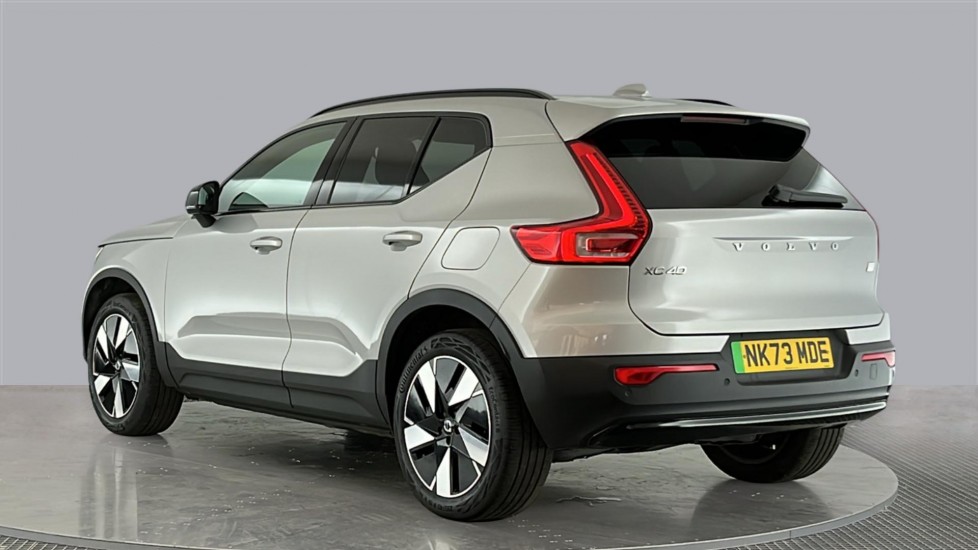 VOLVO XC40 Image 3