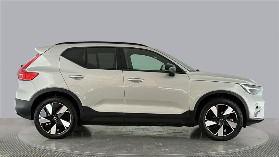VOLVO XC40 Image 6