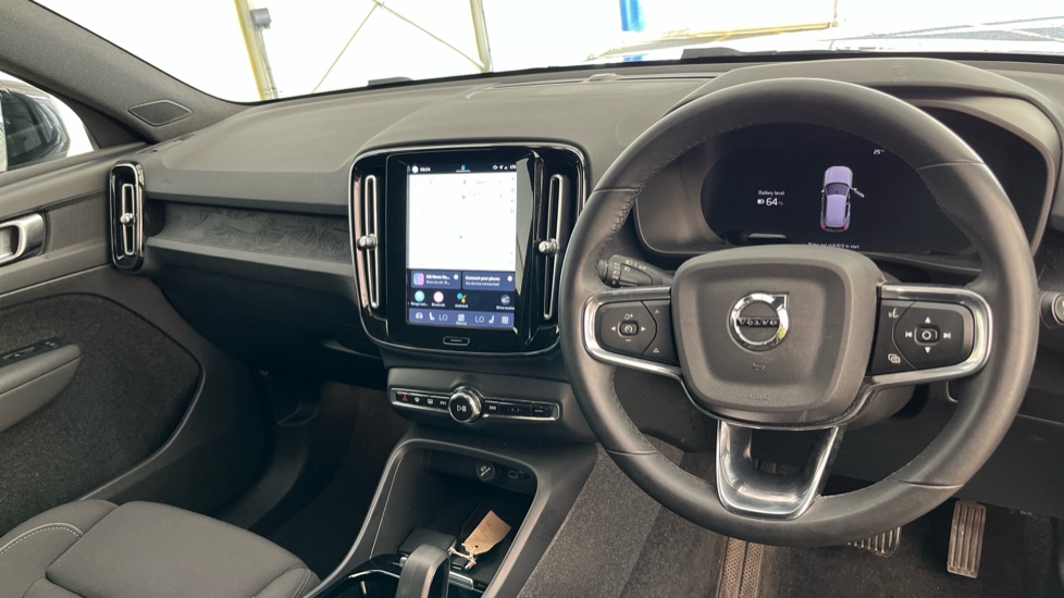 VOLVO XC40 Image 9