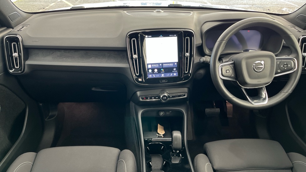 VOLVO XC40 Image 11