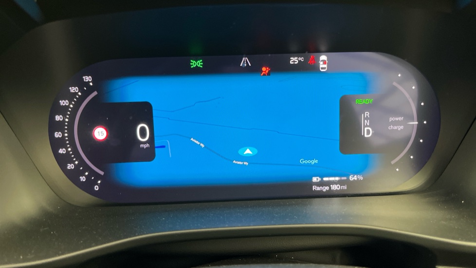 VOLVO XC40 Image 13