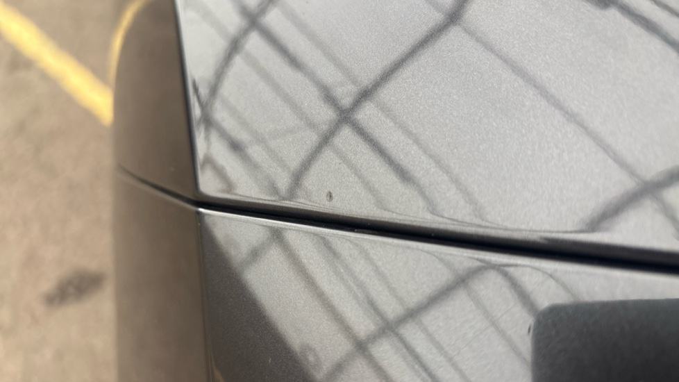 BMW iX Chips