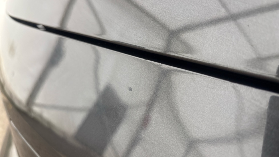 BMW iX Chips and scratches