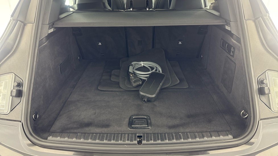 BMW iX Image 15
