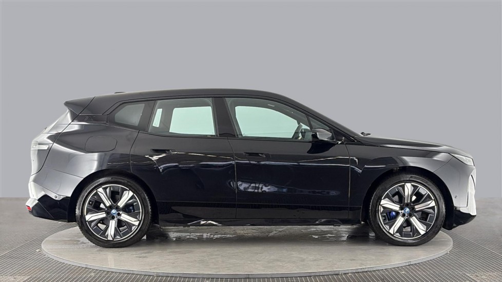 BMW iX Image 6