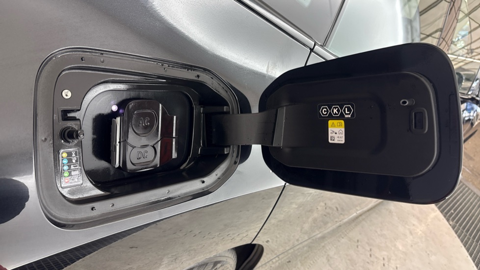 BMW iX Image 21
