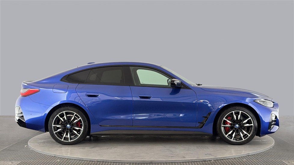 BMW I4 Image 6