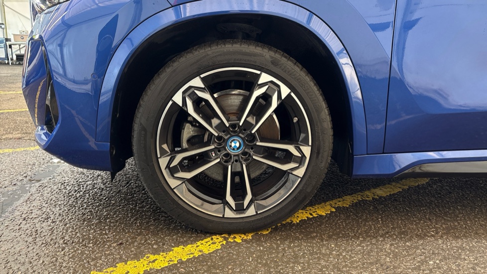 BMW iX1 ELECTRIC ESTATE 230kW xDrive30 M Sport 65kWh 5dr Auto [22kWCh]