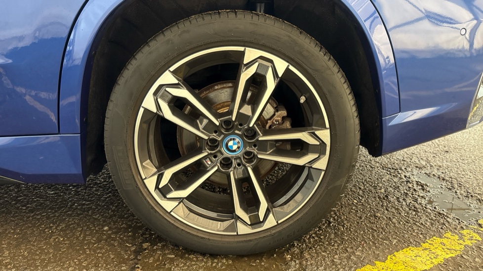 BMW iX1 ELECTRIC ESTATE 230kW xDrive30 M Sport 65kWh 5dr Auto [22kWCh]