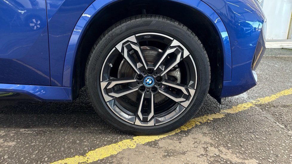 BMW iX1 ELECTRIC ESTATE 230kW xDrive30 M Sport 65kWh 5dr Auto [22kWCh]