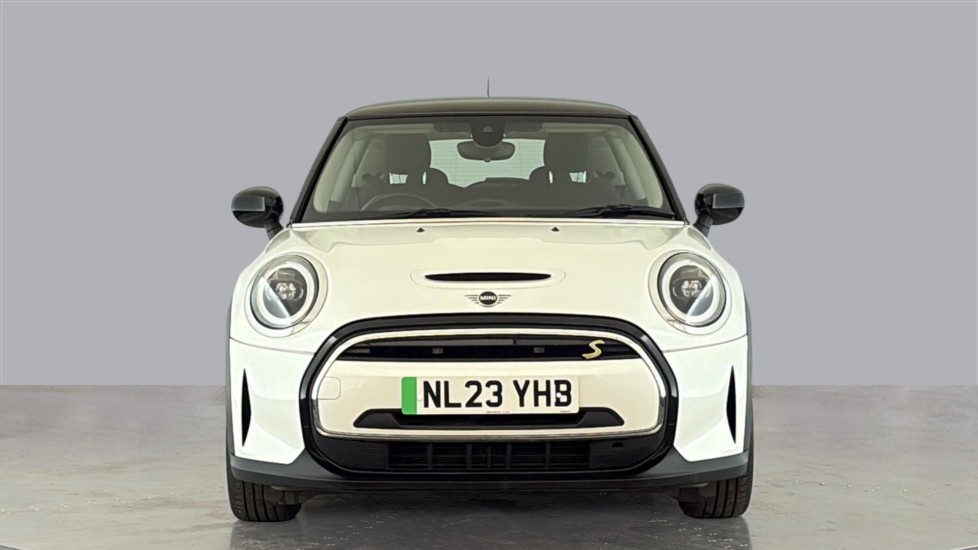 MINI HATCHBACK Image 8